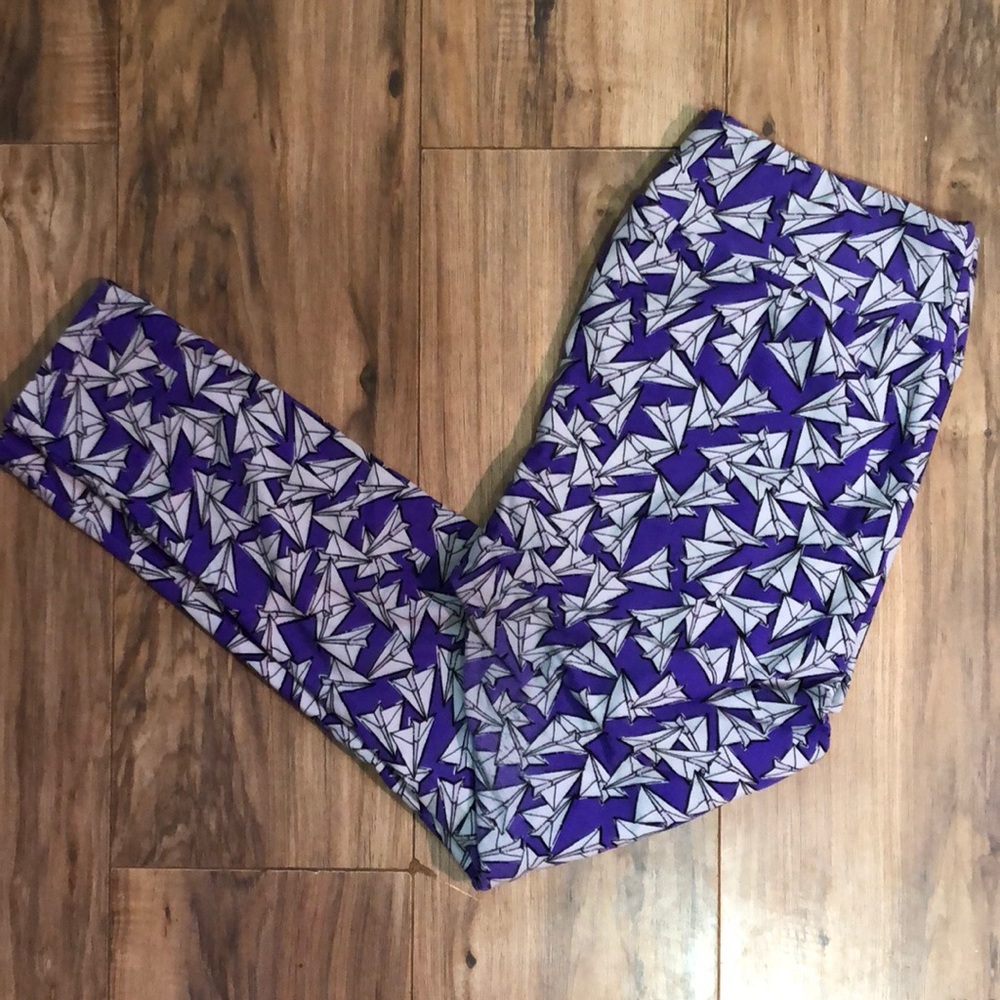 Airplane leggings
